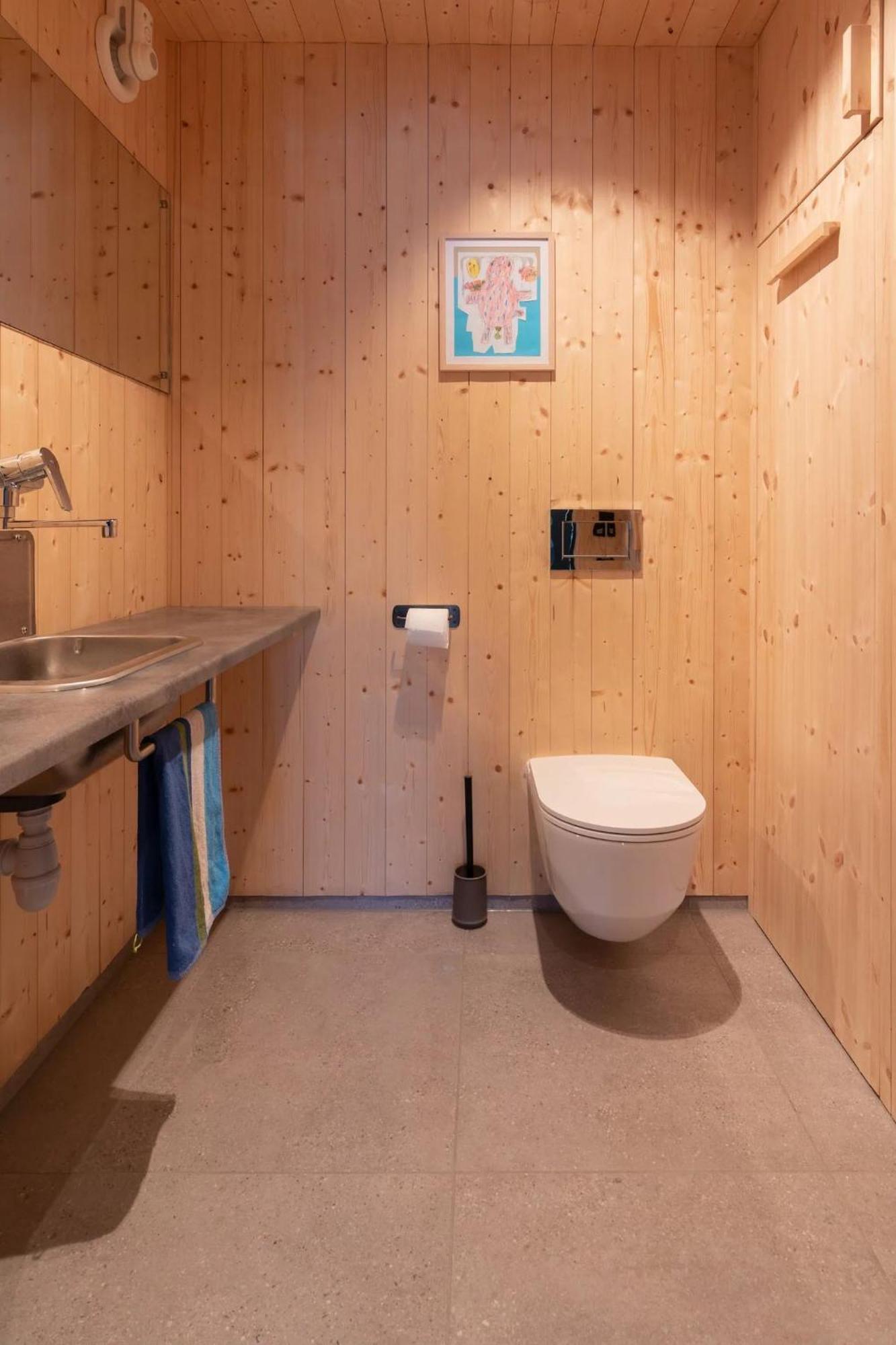 Minkfarmen, Spacious Seaside Cabin With Scenic View Ramberg Exteriör bild