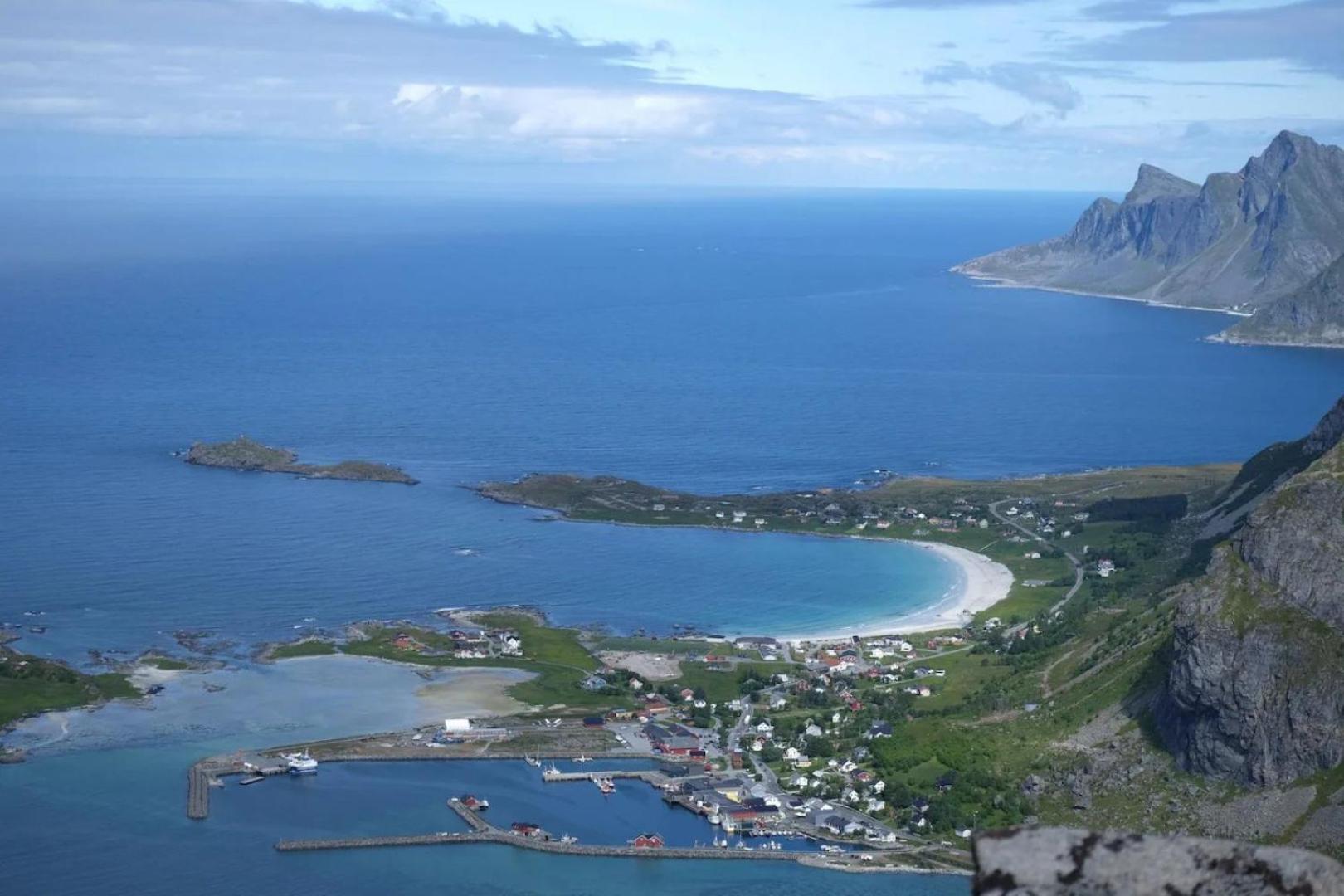 Minkfarmen, Spacious Seaside Cabin With Scenic View Ramberg Exteriör bild