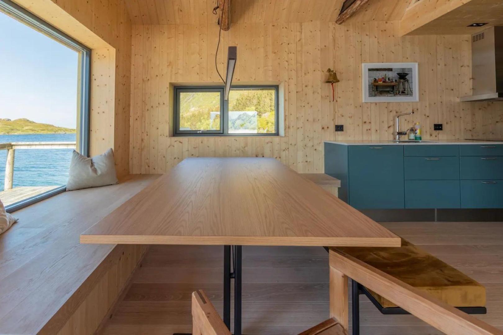 Minkfarmen, Spacious Seaside Cabin With Scenic View Ramberg Exteriör bild